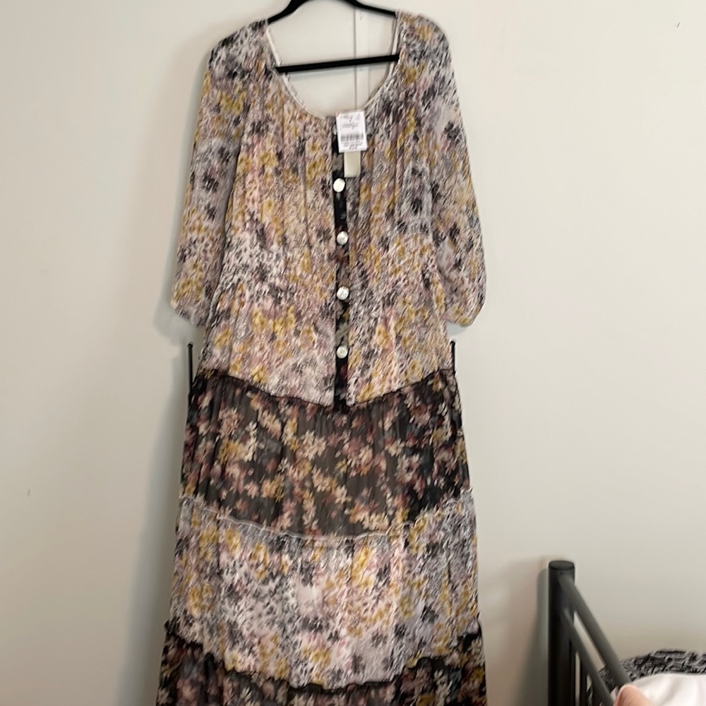 Dress never worn